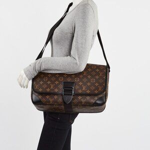 Louis Vuitton Monogram Canvas Archy GM Messenger Bag